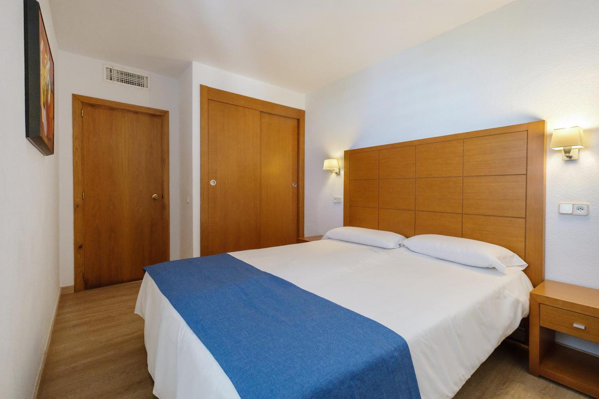 Cabot Cap De Mar Hotel Cala Bona  Room photo