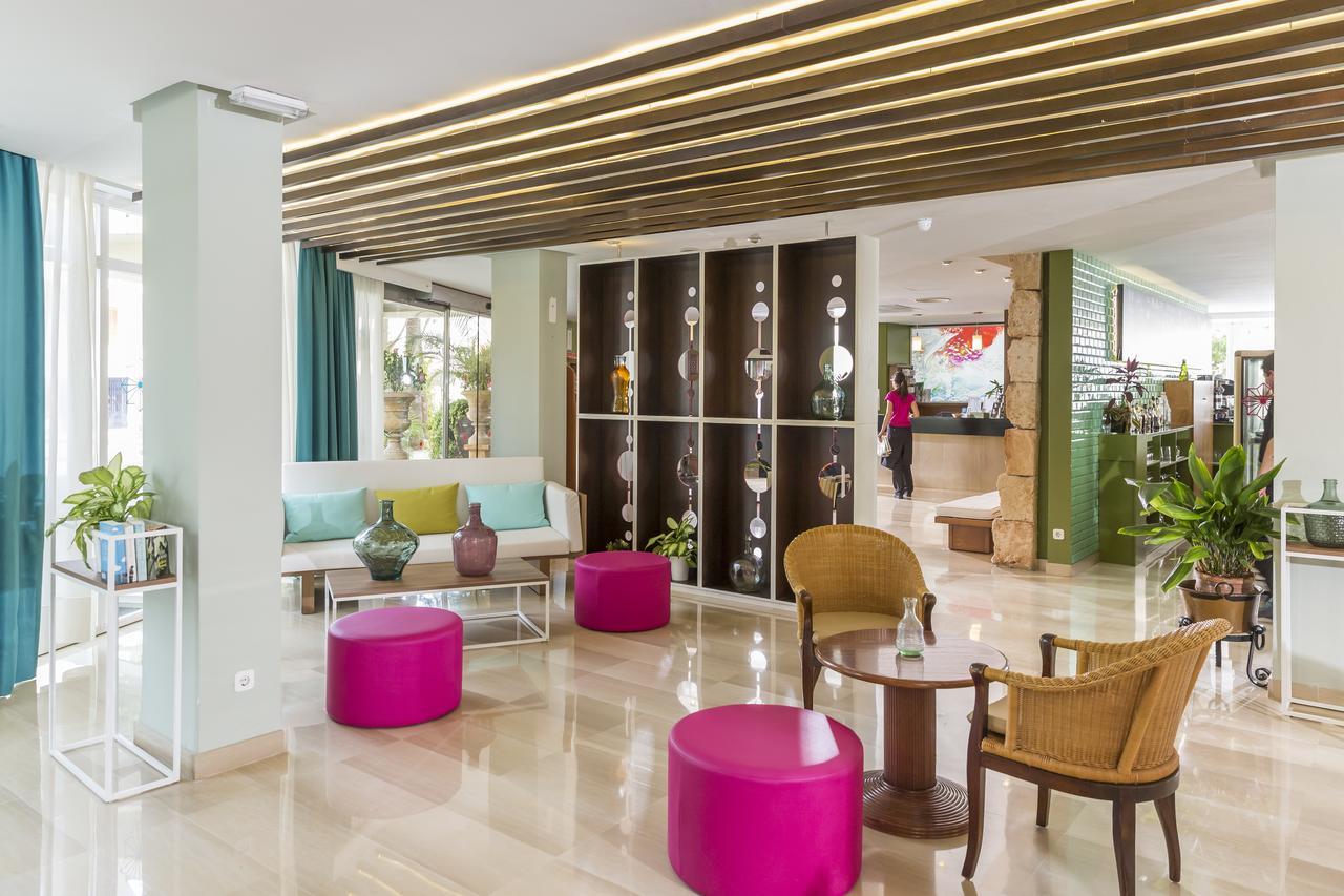 Cabot Cap De Mar Hotel Cala Bona  Exterior photo